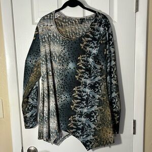 Fashque long sleeve pullover tunic jewel tones asymmetrical hem lightweight LG